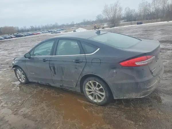3FA6P0LU0KR110625 2019 FORD FUSION - Image 2