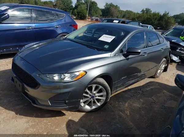 3FA6P0LU0KR124587 2019 FORD FUSION - Image 2