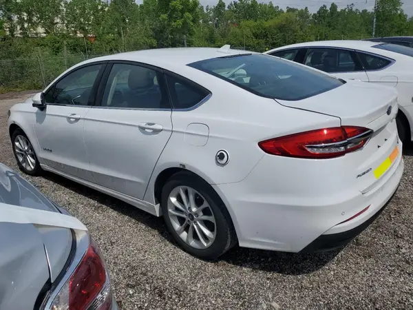 3FA6P0LU0KR124797 2019 FORD FUSION - Image 2