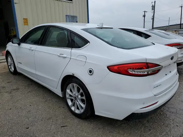 3FA6P0LU0KR124878 2019 FORD FUSION - Image 2