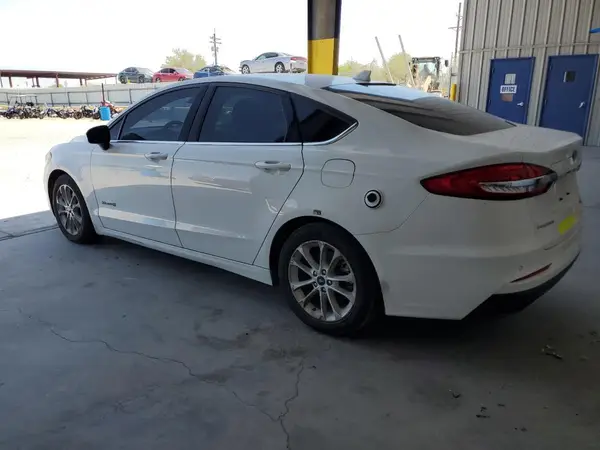 3FA6P0LU0KR124900 2019 FORD FUSION - Image 2