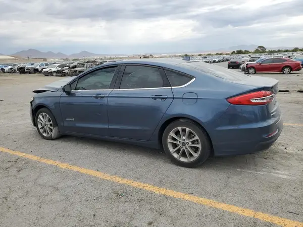 3FA6P0LU0KR137808 2019 FORD FUSION - Image 2