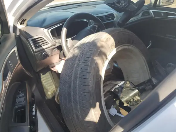 3FA6P0LU0KR143771 2019 FORD FUSION - Image 8