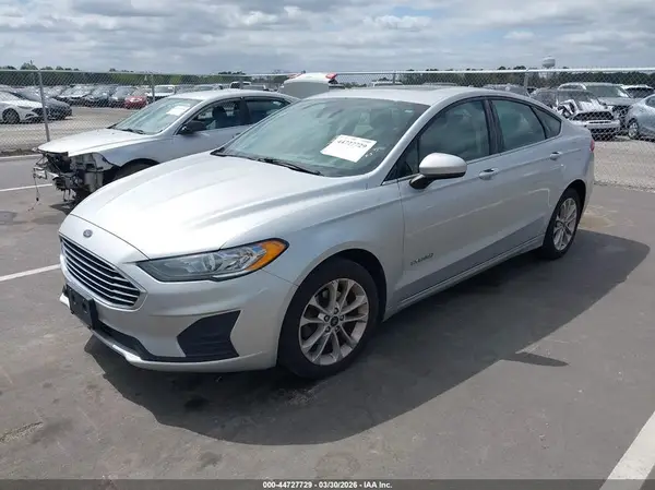 3FA6P0LU0KR157136 2019 FORD FUSION - Image 2