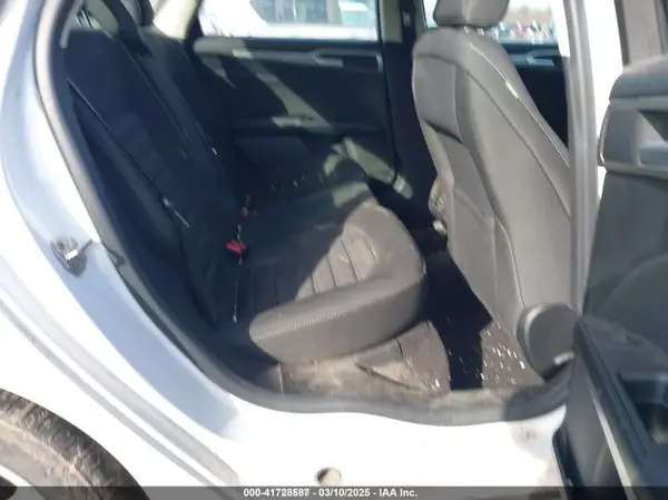 3FA6P0LU0KR158528 2019 FORD FUSION - Image 8