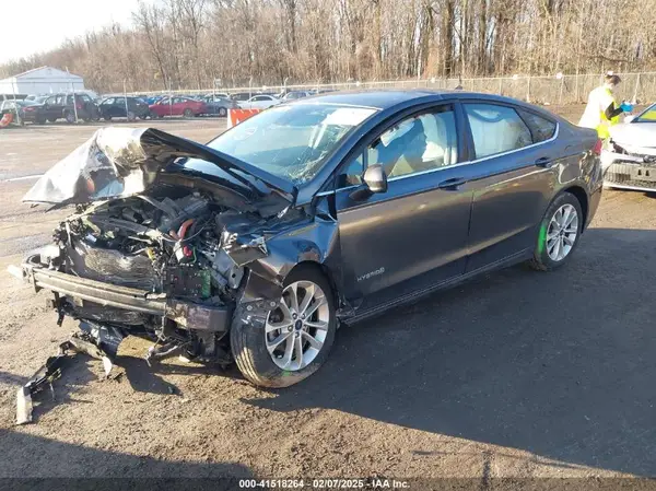 3FA6P0LU0KR162935 2019 FORD FUSION - Image 2