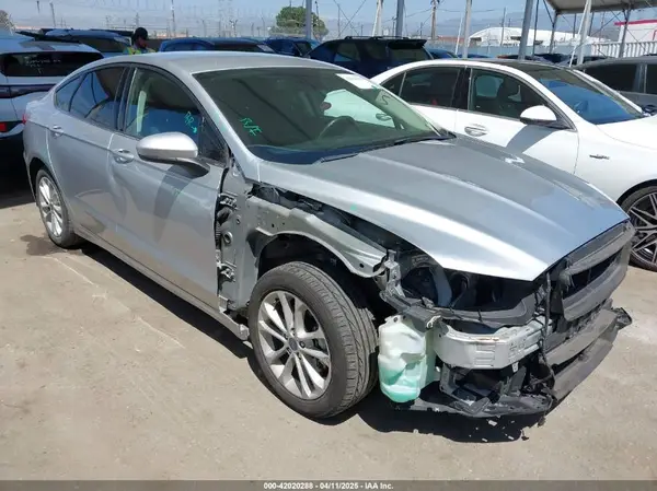 3FA6P0LU0KR174339 2019 FORD FUSION - Image 1