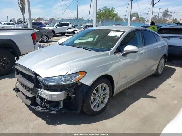 3FA6P0LU0KR174339 2019 FORD FUSION - Image 2