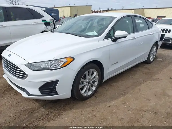 3FA6P0LU0KR196597 2019 FORD FUSION - Image 2