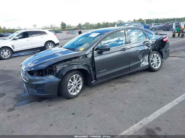3FA6P0LU0KR197832 2019 FORD FUSION - Image 2