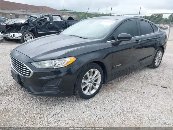 3FA6P0LU0KR199757 2019 FORD FUSION - Image 2