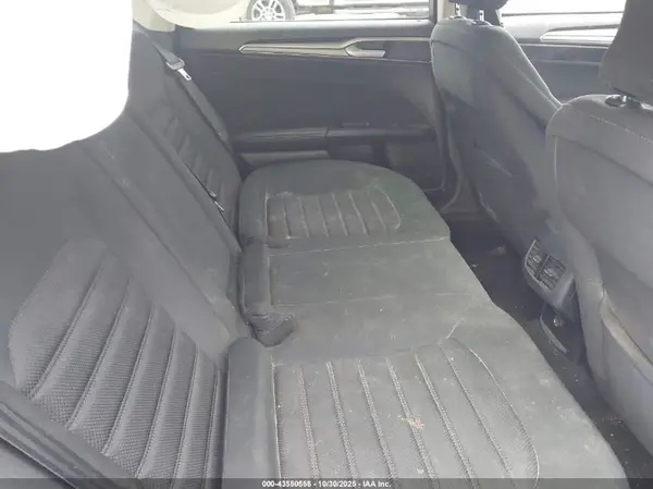 3FA6P0LU0KR200146 2019 FORD FUSION - Image 8