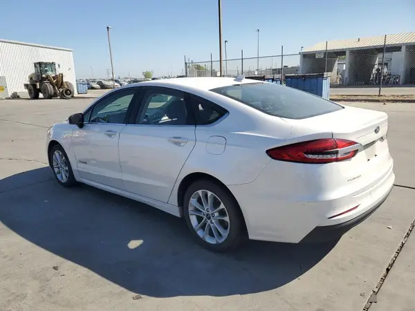 3FA6P0LU0KR201894 2019 FORD FUSION - Image 2