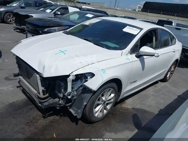 3FA6P0LU0KR205315 2019 FORD FUSION - Image 2