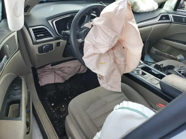 3FA6P0LU0KR206738 2019 FORD FUSION - Image 8