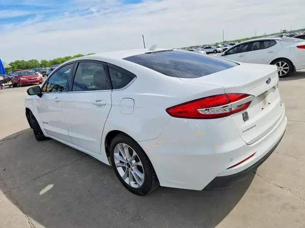 3FA6P0LU0KR208697 2019 FORD FUSION - Image 2