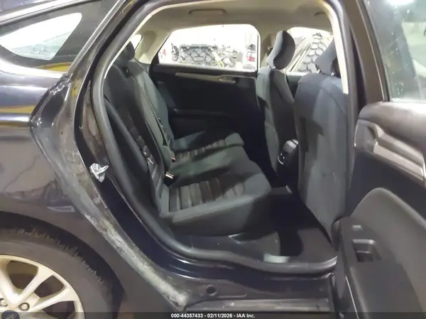 3FA6P0LU0KR223166 2019 FORD FUSION - Image 8