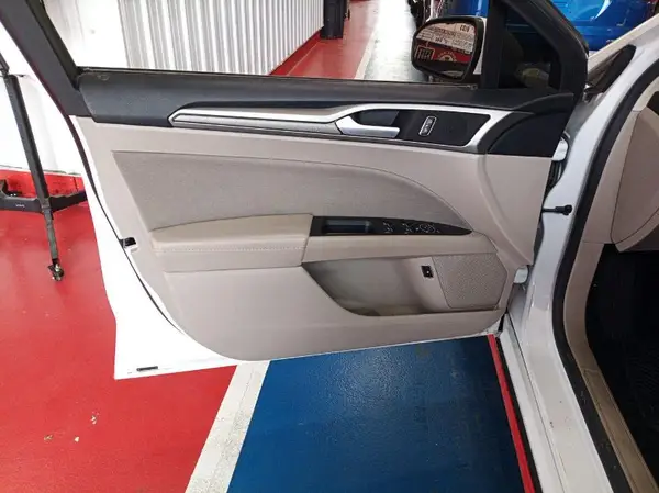 3FA6P0LU0KR233325 2019 FORD FUSION - Image 8