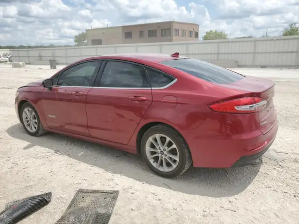 3FA6P0LU0KR240663 2019 FORD FUSION - Image 2