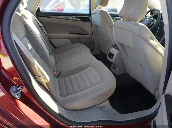 3FA6P0LU0KR243692 2019 FORD FUSION - Image 8