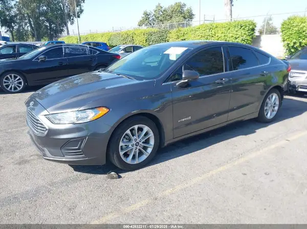 3FA6P0LU0KR256524 2019 FORD FUSION - Image 2