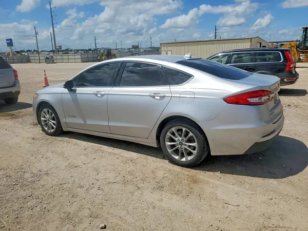 3FA6P0LU0KR257382 2019 FORD FUSION - Image 2