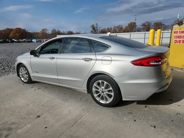 3FA6P0LU0KR263117 2019 FORD FUSION - Image 2