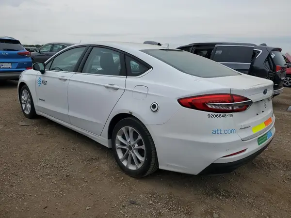 3FA6P0LU0KR263957 2019 FORD FUSION - Image 2