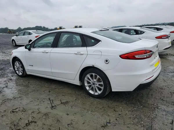 3FA6P0LU0KR263988 2019 FORD FUSION - Image 2