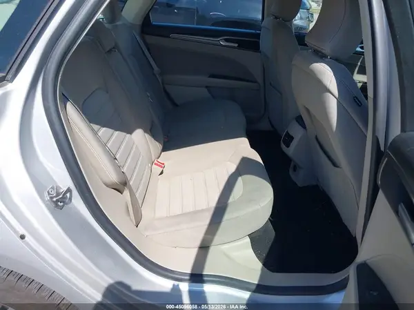 3FA6P0LU0KR267796 2019 FORD FUSION - Image 8