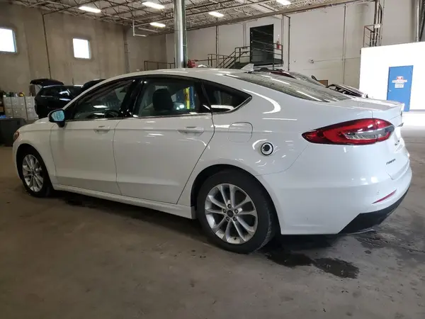 3FA6P0LU0LR119097 2020 FORD FUSION - Image 2
