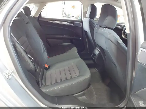 3FA6P0LU0LR201427 2020 FORD FUSION - Image 8