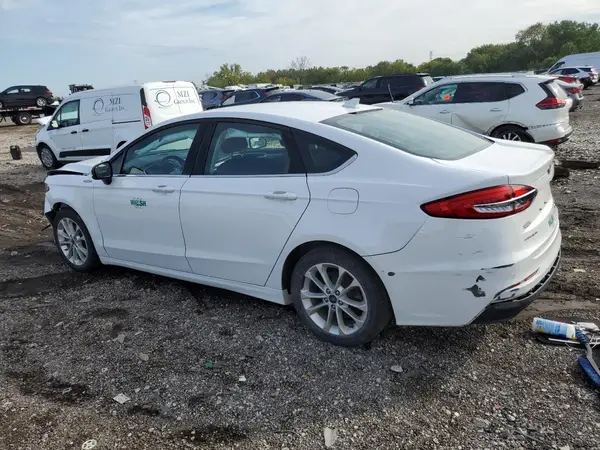 3FA6P0LU0LR237232 2020 FORD FUSION - Image 2