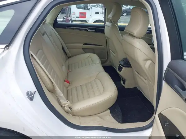 3FA6P0LU1GR140885 2016 FORD FUSION - Image 8