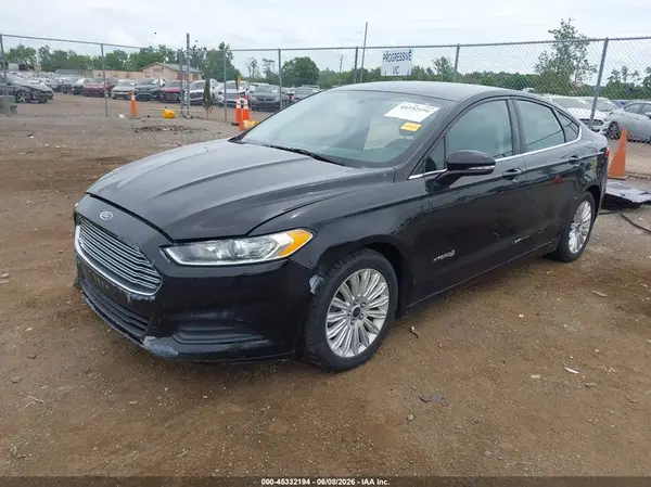 3FA6P0LU1GR262758 2016 FORD FUSION - Image 2