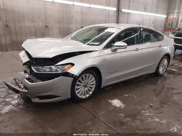 3FA6P0LU1GR304166 2016 FORD FUSION - Image 2