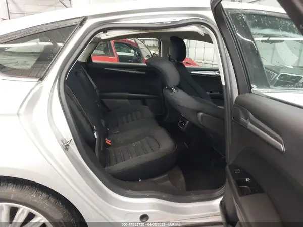 3FA6P0LU1GR304166 2016 FORD FUSION - Image 8