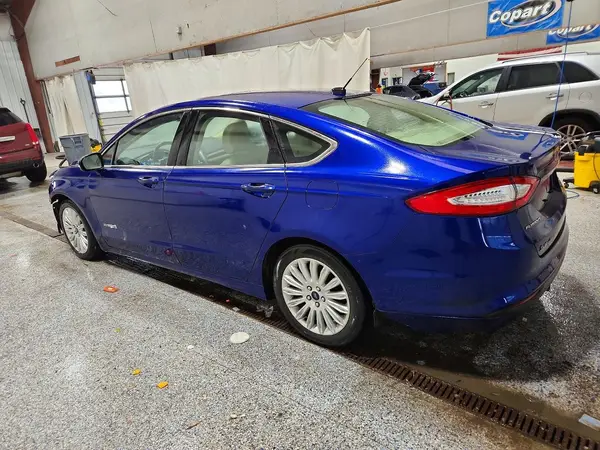 3FA6P0LU1GR333019 2016 FORD FUSION - Image 2