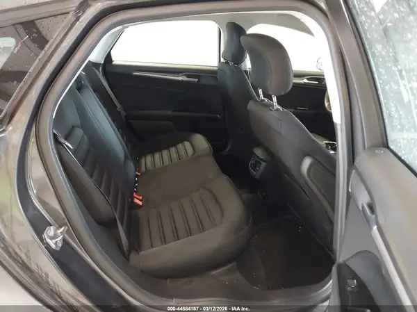 3FA6P0LU1GR406132 2016 FORD FUSION - Image 8