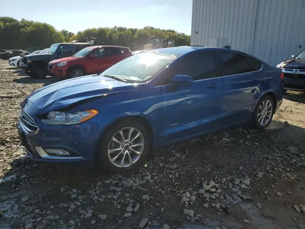 3FA6P0LU1HR123506 2017 FORD FUSION - Image 1