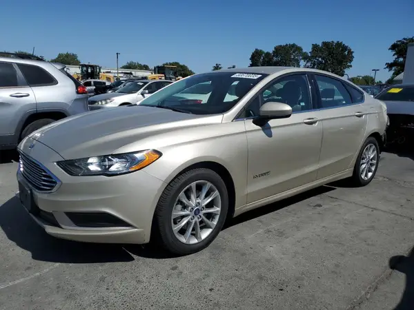 3FA6P0LU1HR164704 2017 FORD FUSION - Image 1