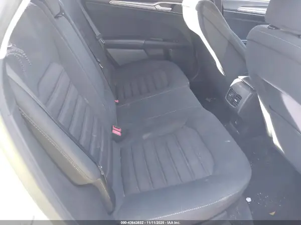 3FA6P0LU1HR190624 2017 FORD FUSION - Image 8