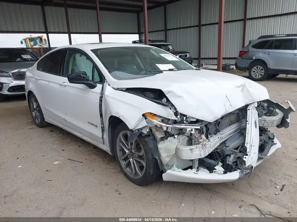3FA6P0LU1HR190929 2017 FORD FUSION - Image 1