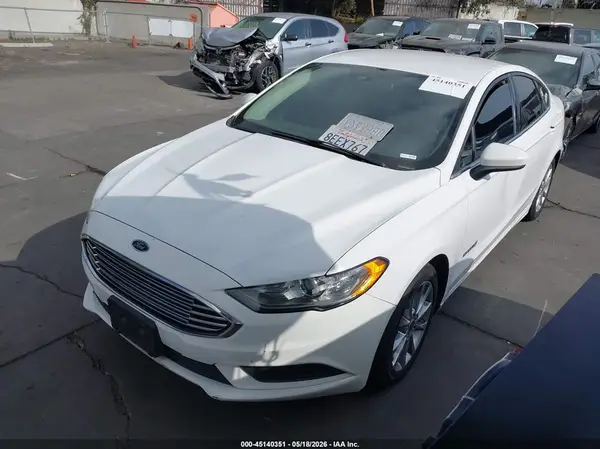 3FA6P0LU1HR217370 2017 FORD FUSION - Image 2
