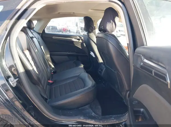 3FA6P0LU1HR222553 2017 FORD FUSION - Image 8