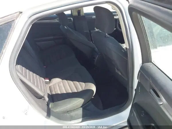 3FA6P0LU1HR234458 2017 FORD FUSION - Image 8