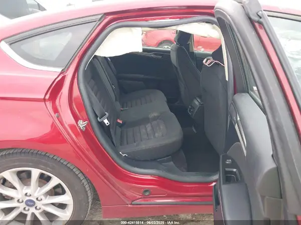 3FA6P0LU1HR237876 2017 FORD FUSION - Image 8