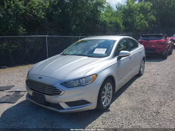 3FA6P0LU1HR243919 2017 FORD FUSION - Image 2