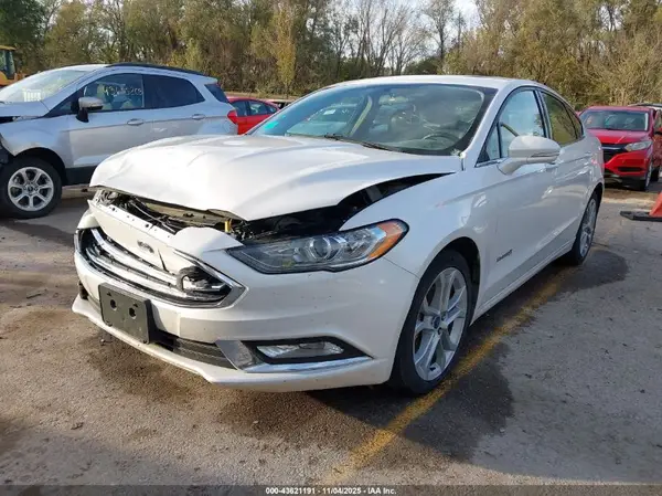 3FA6P0LU1HR257822 2017 FORD FUSION - Image 2