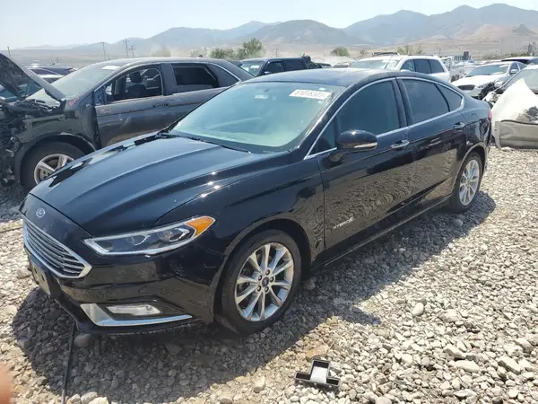 3FA6P0LU1HR266939 2017 FORD FUSION - Image 1